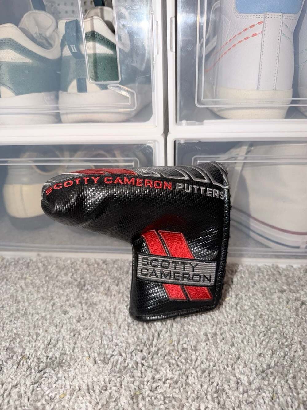 Scotty Cameron Titleist Putter Headcover Black and Red